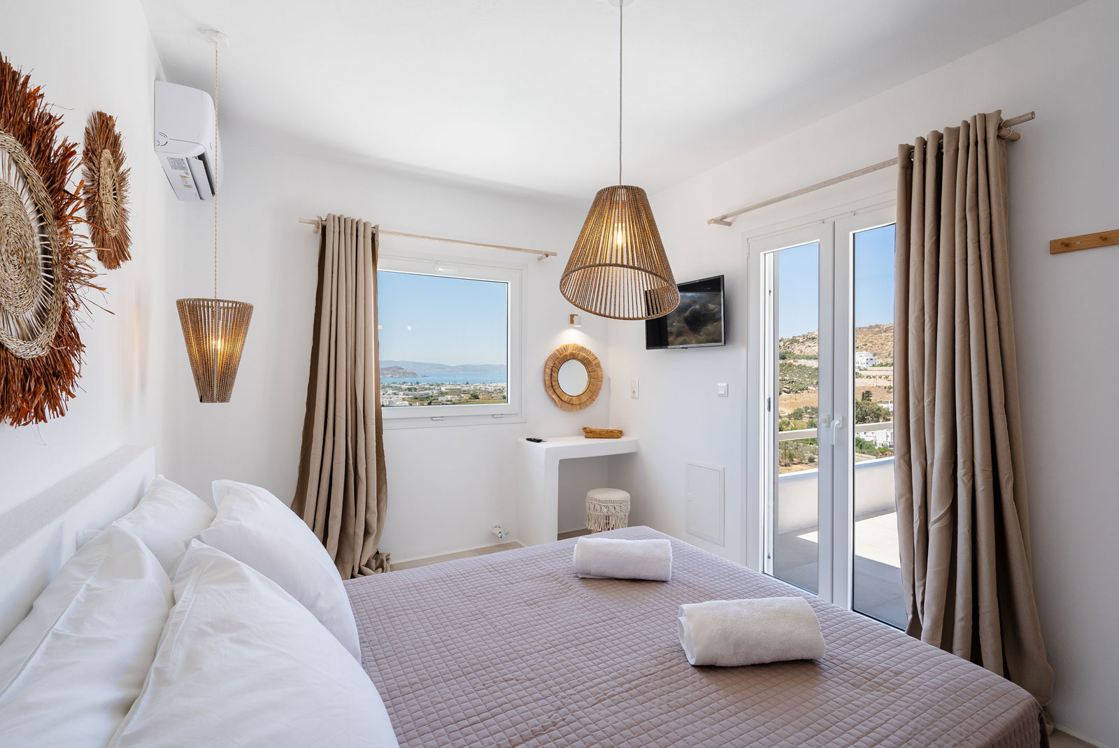 Pleiades villas Naxos 